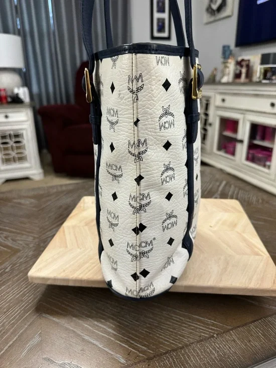 MCM White Leather Bucket Bag Logo Tote with Navy Leather Trim & Gold Plaque - Picture 5 of 15